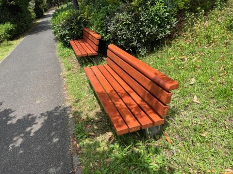 谷津干潟遊歩道ベンチ4
