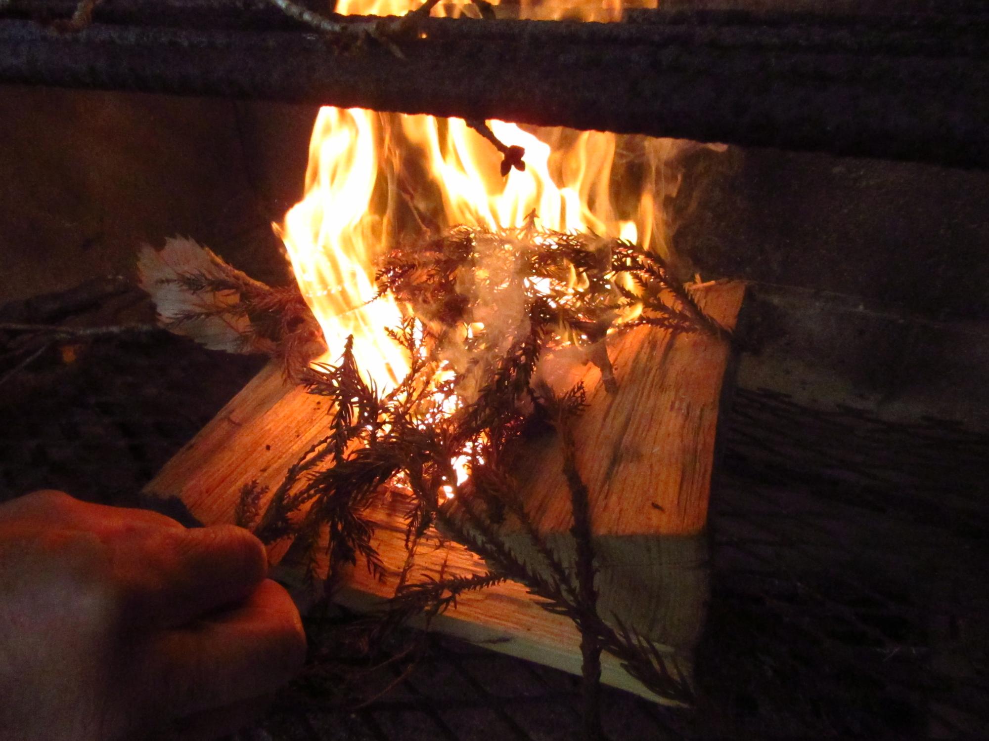 火を大きくした様子