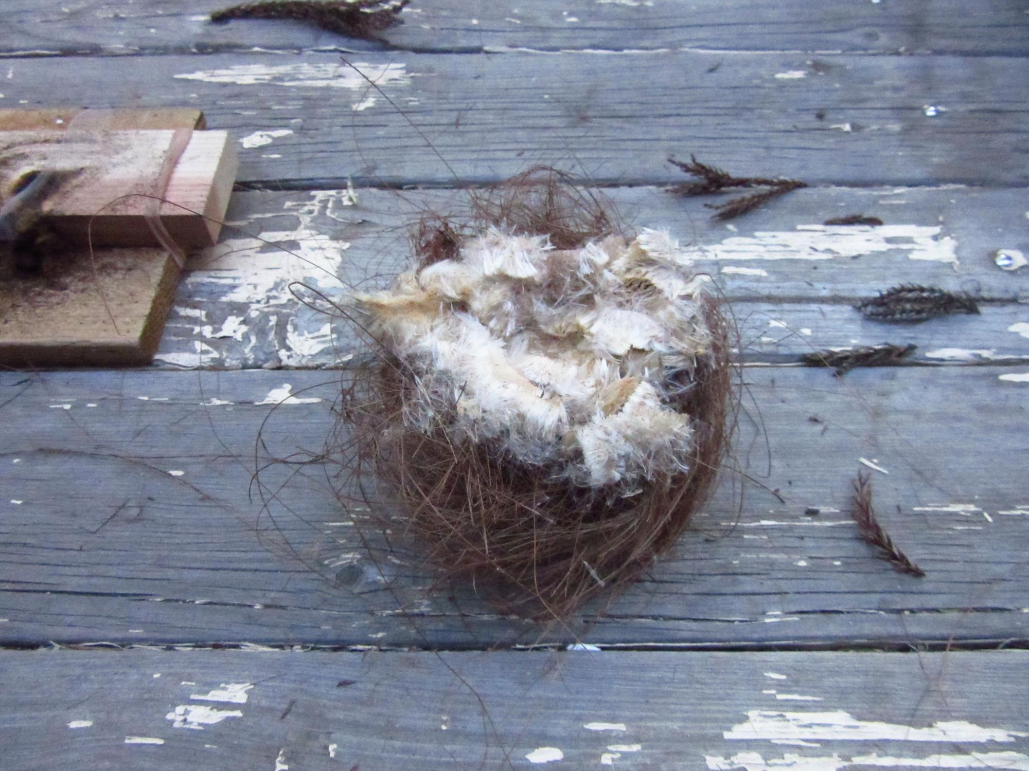 シュロとガマで作った火床