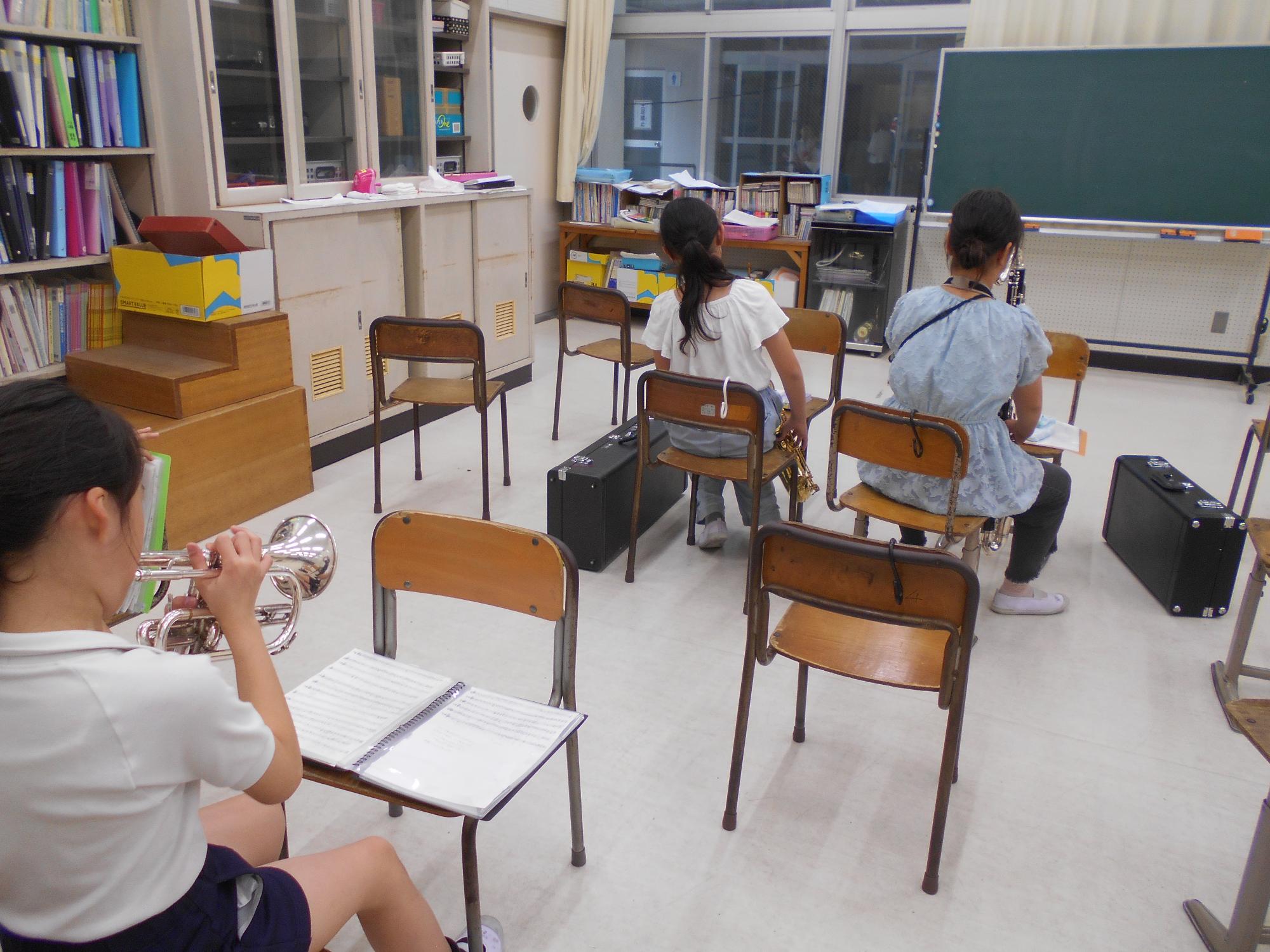 音楽部の練習の様子