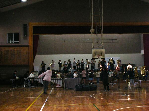 音楽部の朝練習の様子