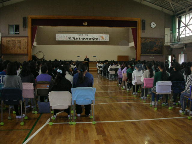 卒業式練習の様子