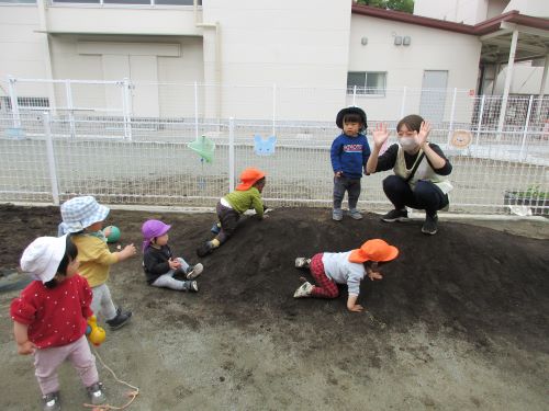 1歳築山あそび