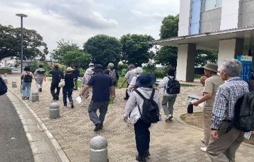 薬草園への移動の様子