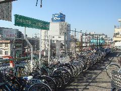 京成谷津駅北口自転車等駐車場の風景