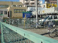 京成実籾駅第二自転車等駐車場の風景