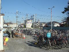 京成実籾駅南口自転車等駐車場の風景