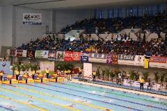水泳競技が行われた千葉県国際総合水泳場の会場内部の写真