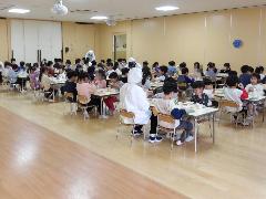 4・5歳児の会食の様子