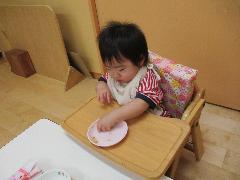 給食を食べている様子