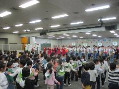 習志野高校吹奏楽部によるコンサートの様子