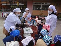 もちつきの様子