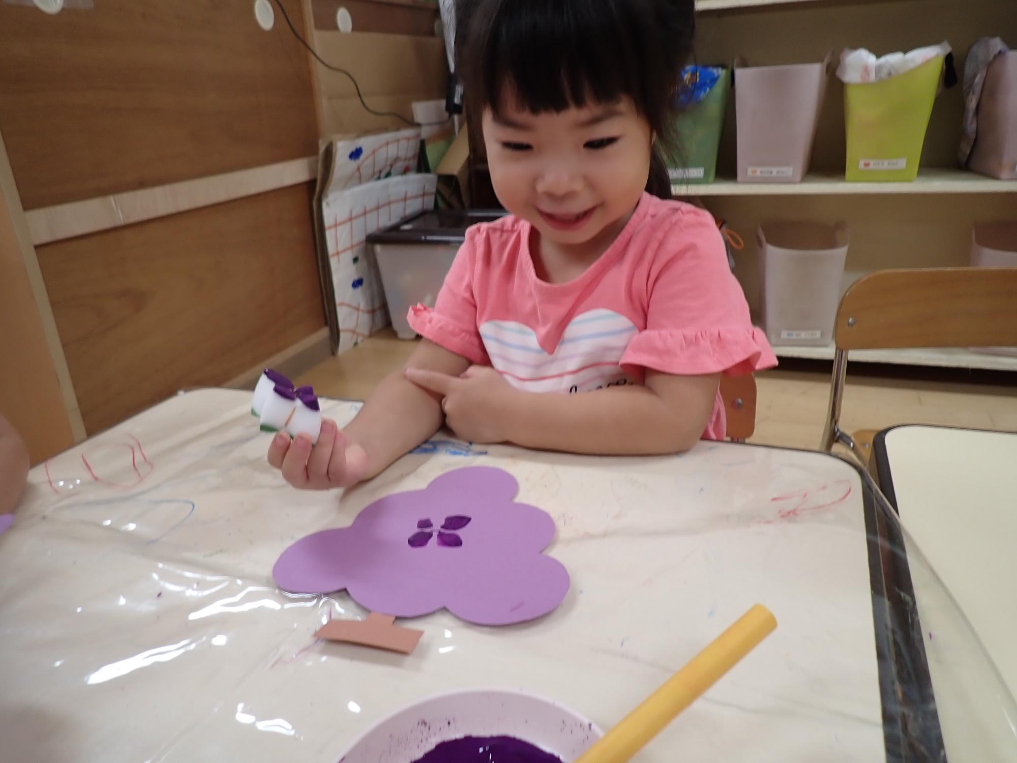 絵の具遊び