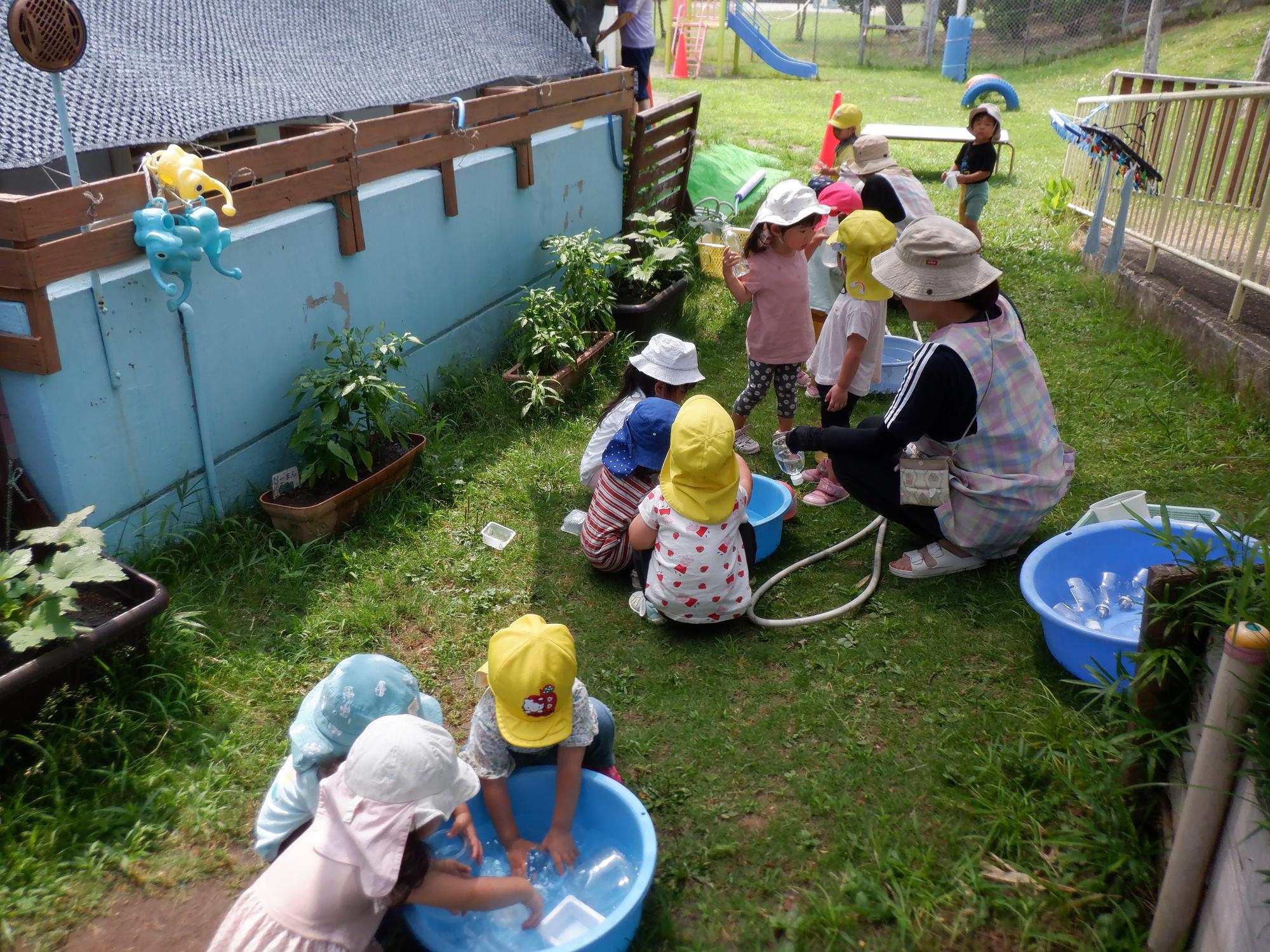 水遊び