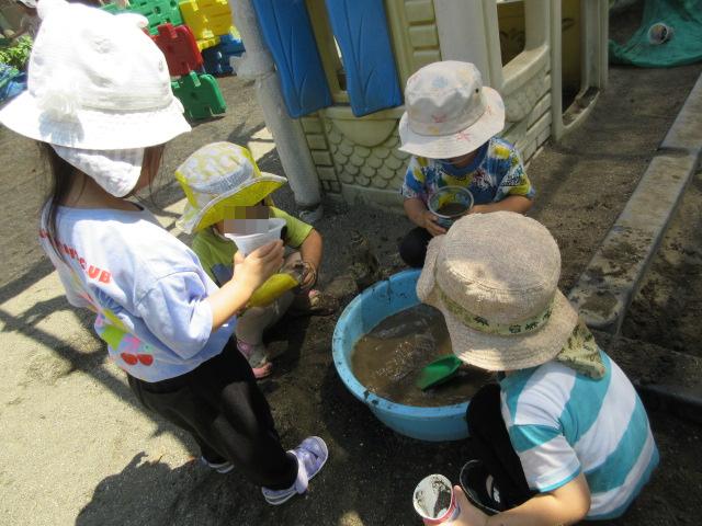 泥遊び