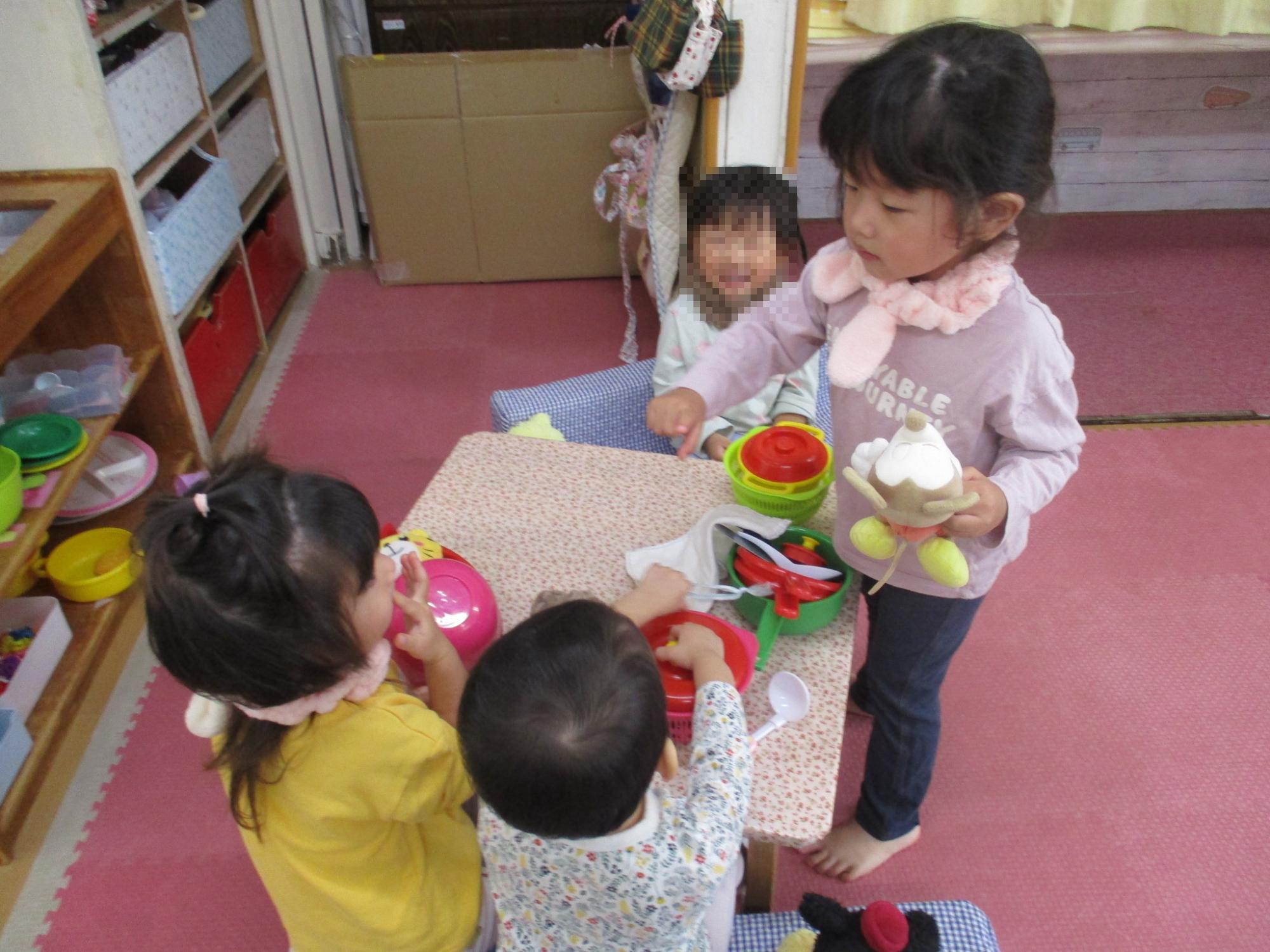 バッタ捕まえたよ！