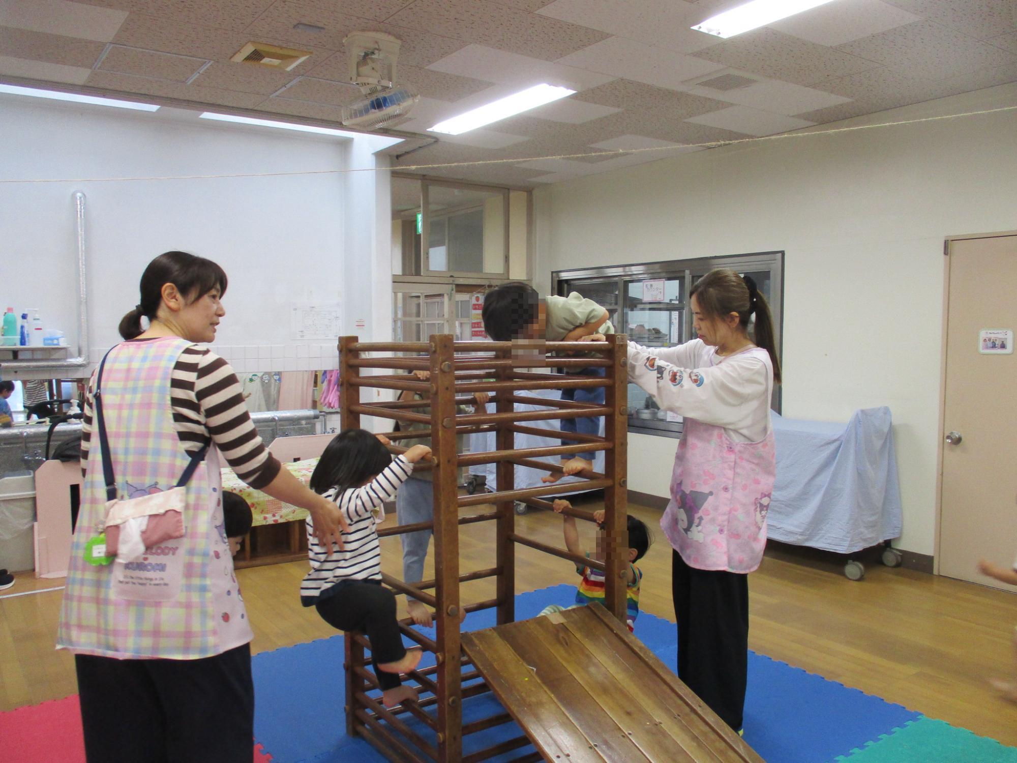 木製遊具