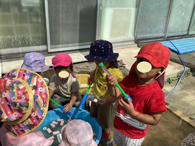 2歳児 水鉄砲